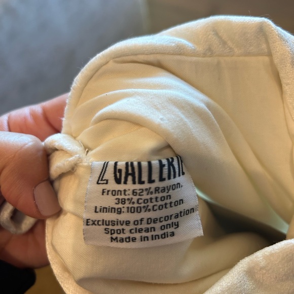 Z Gallerie Holiday Christmas Stockings Set of 5 - Picture 10 of 10